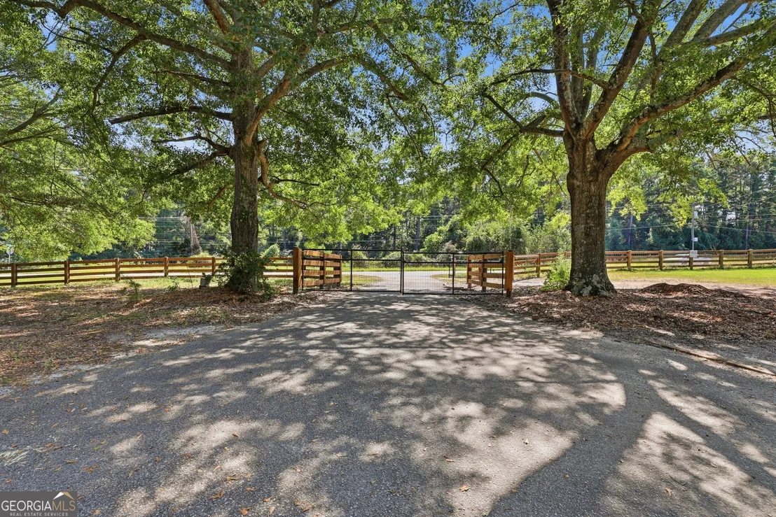 Photo of 6344 Mize Road