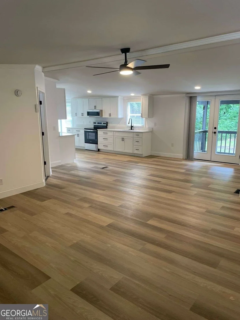 Photo of 906 Jefferson River Road
