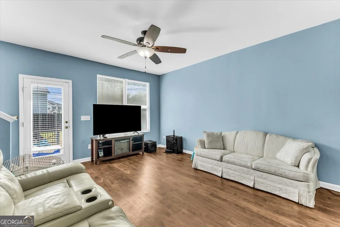 Photo of 413 Lions Den Drive