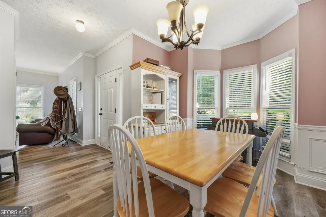 Photo of 1607 White Oak Drive