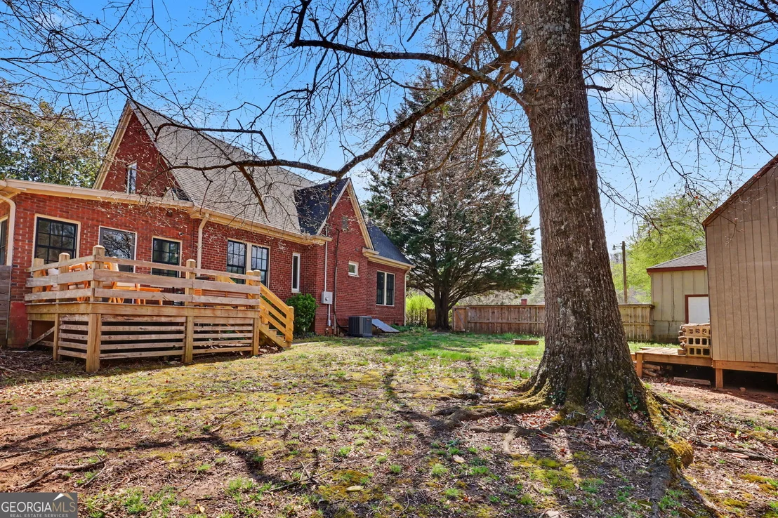 Photo of 33 Maple Street