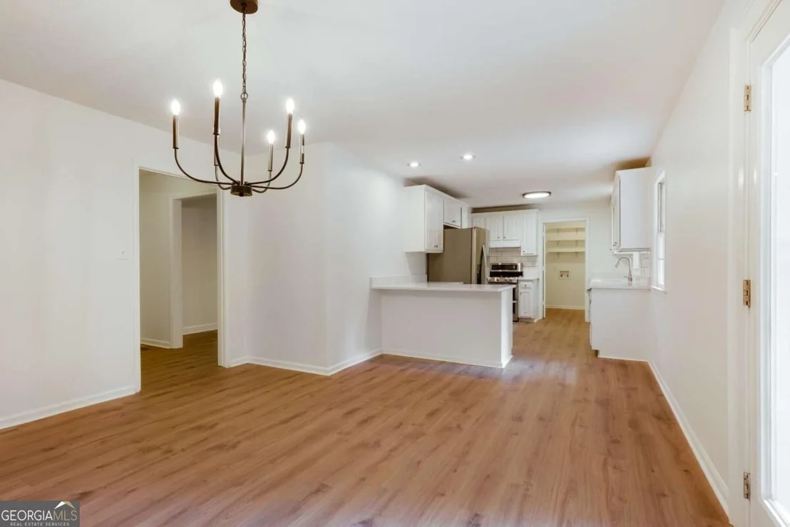 Photo of 1186 ROBERT HARDEMAN Road