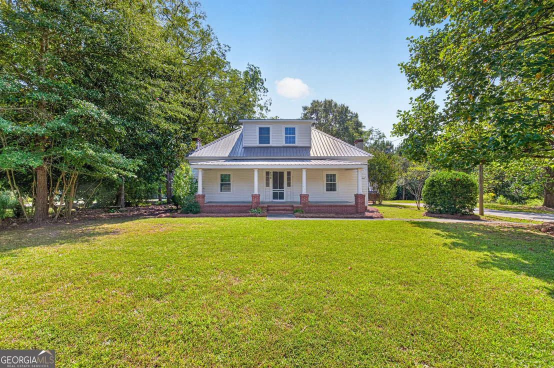 Photo of 406 Vineyard Road