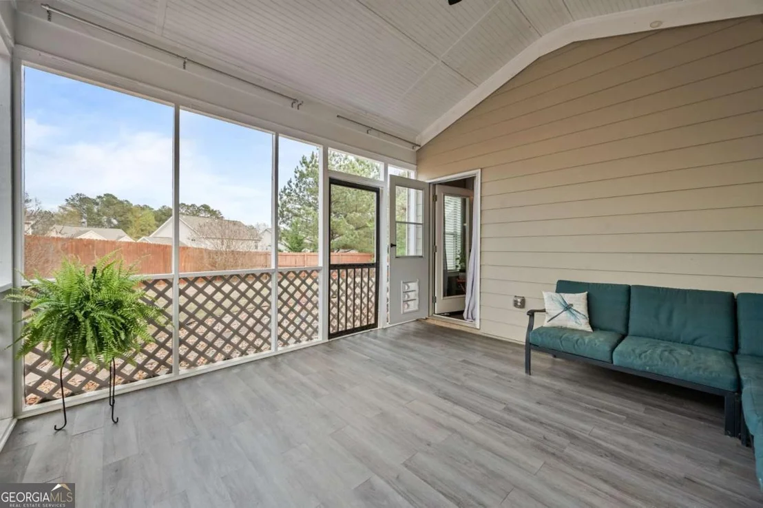 Photo of 555 Evergreen Way