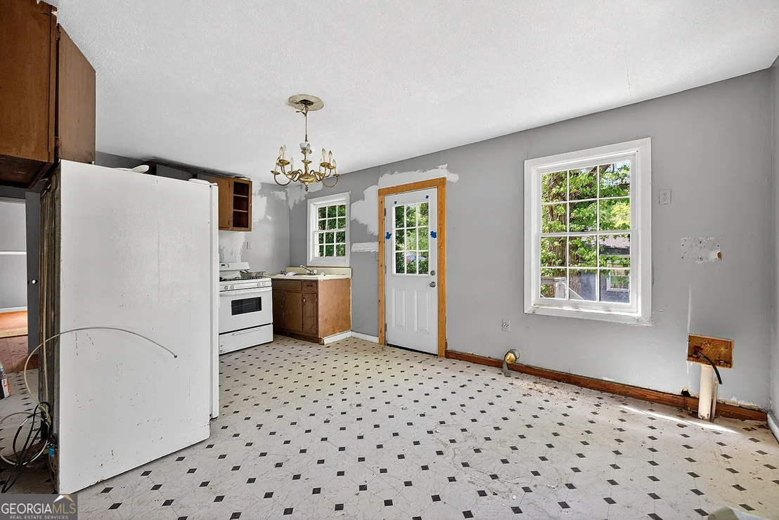Photo of 5137 Eberhardt Street NW
