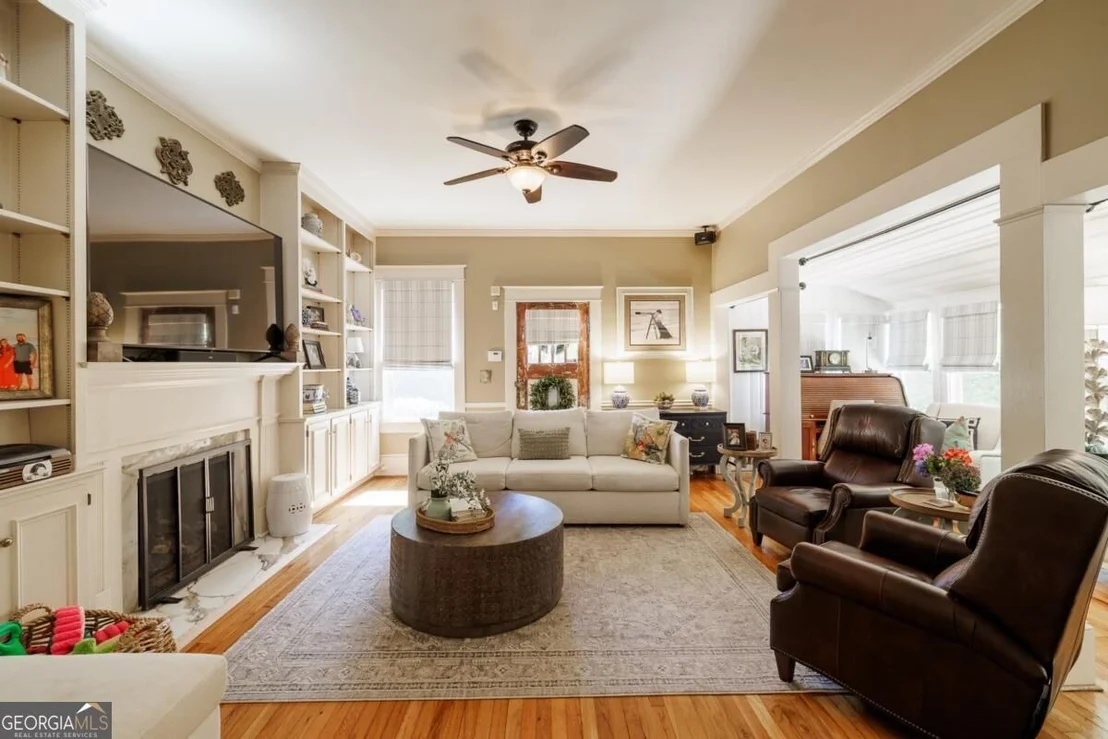 Photo of 335 Southview Drive
