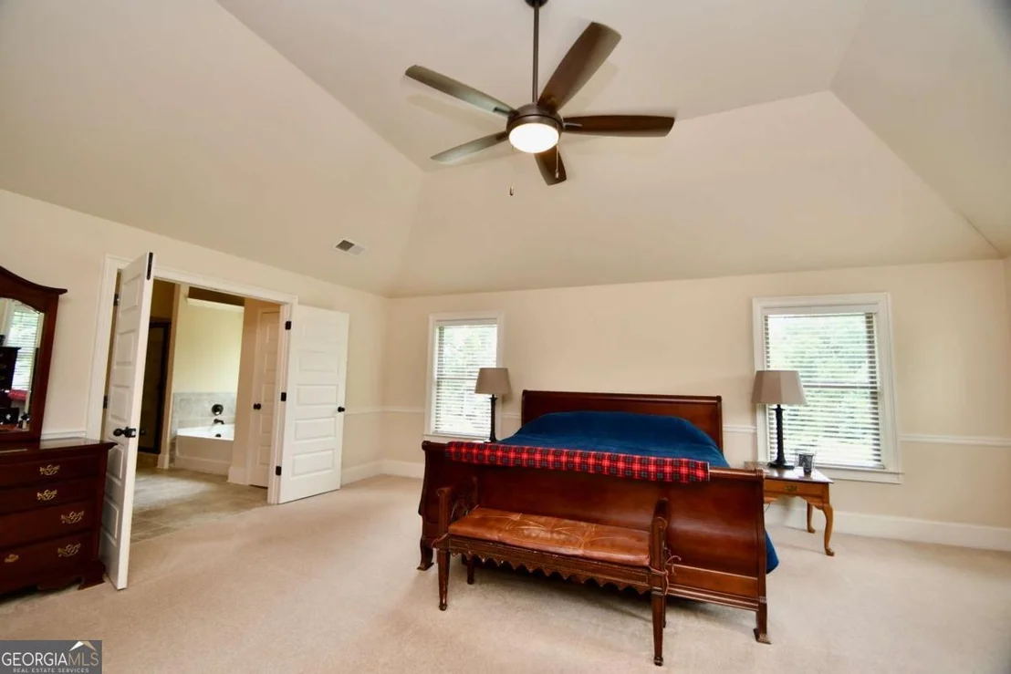 Photo of 1140 Riverhill Drive