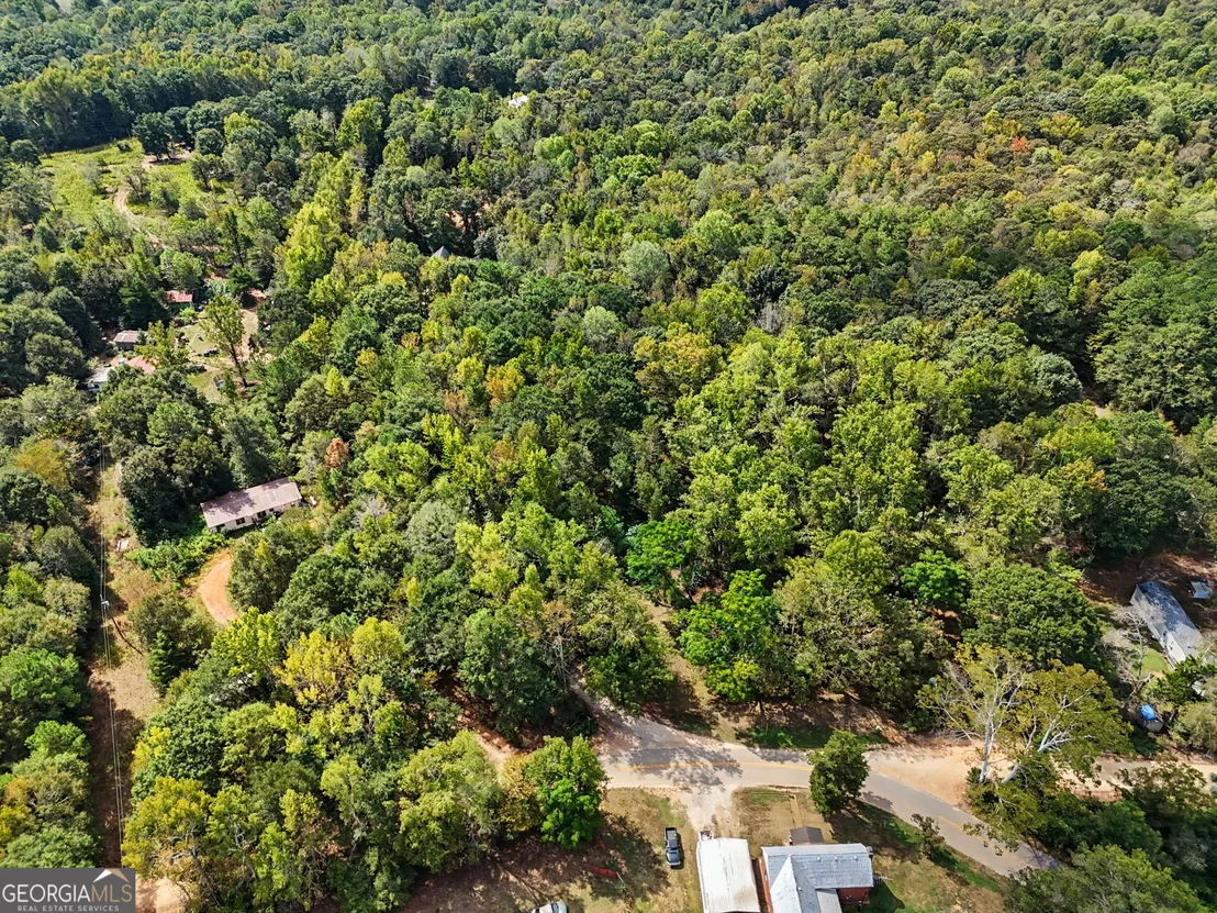 Photo of 830 Lord Fleming Road