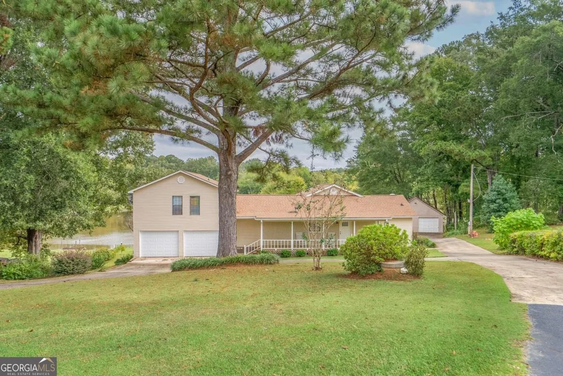Photo of 1180 Green Briar Drive