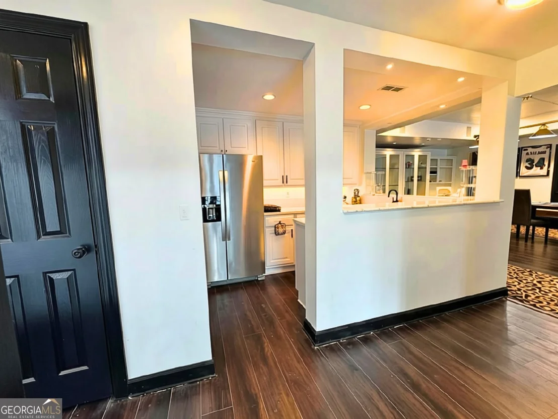 Photo of 302 Shadow Glen