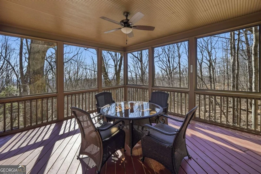 Photo of 425 Sanderlin Mountain Drive