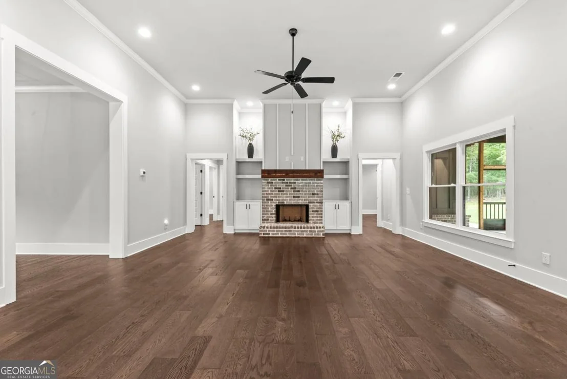 Photo of 1231 Spinnaker Road