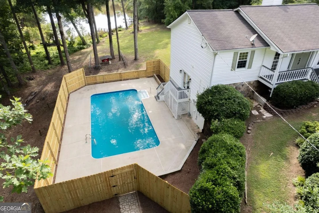 Photo of 60 Lakeside Drive