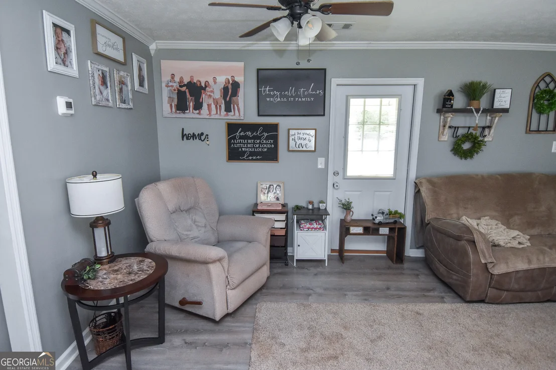 Photo of 1579 Van Buren Road