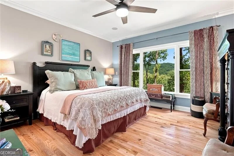 Photo of 1458 Valley View Drive