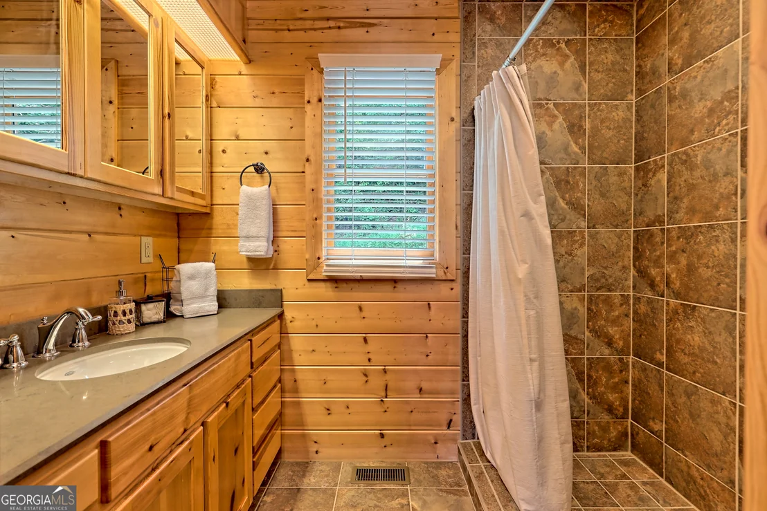 Photo of 672 Screamer Drive