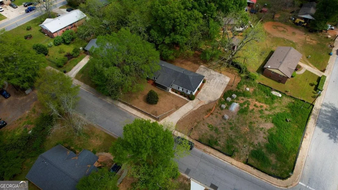 Photo of 180 Capitol Avenue