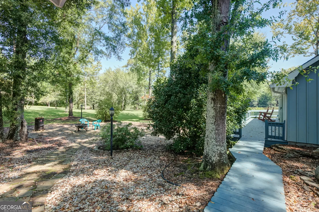 Photo of 215 Wessmanor Drive