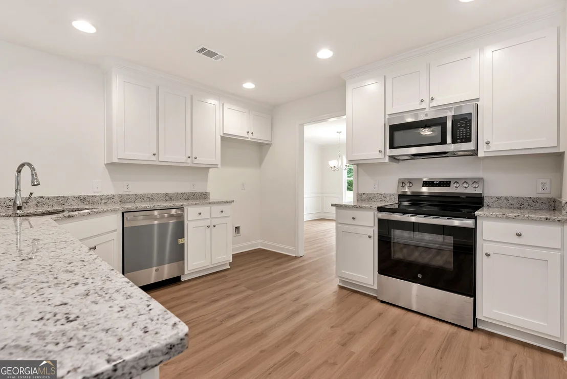 Photo of Unit LOT17 at 39 Inman Park