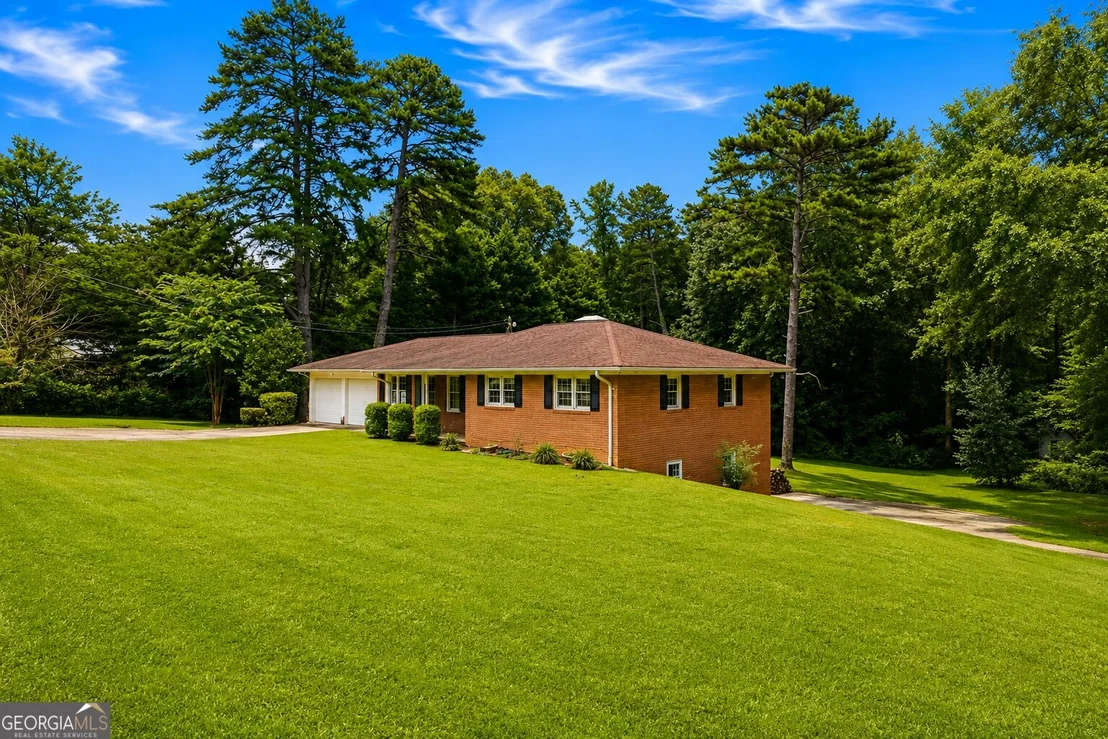 Photo of 128 Scott Circle