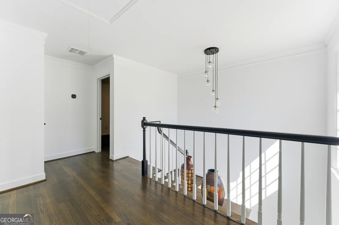 Photo of 3866 Sidestreet