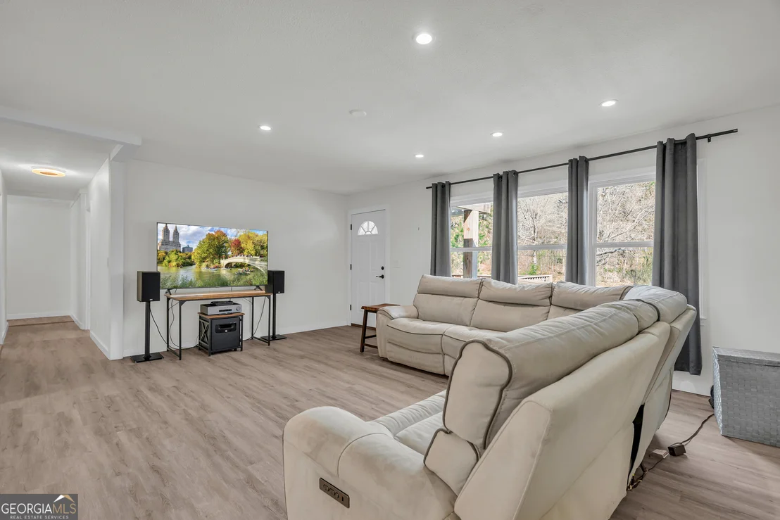 Photo of 156 White Pine Road