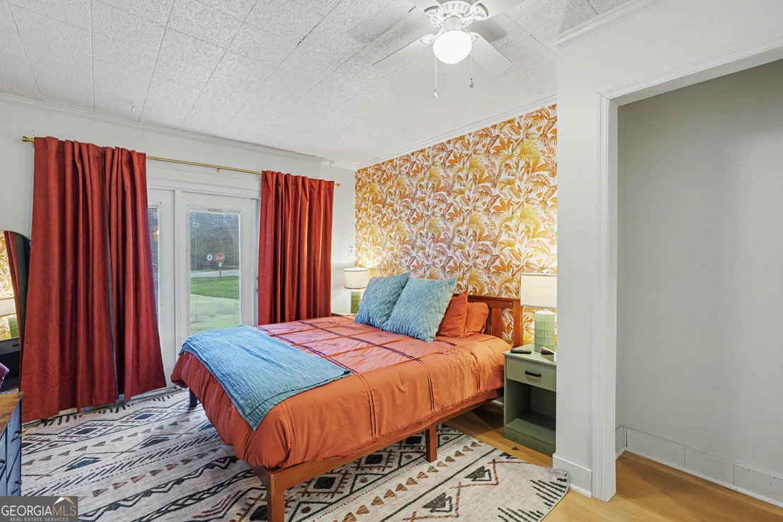 Photo of 200 Melrose Place