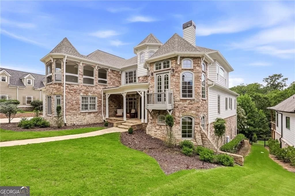 Photo of 6756 Hedge Row Lane