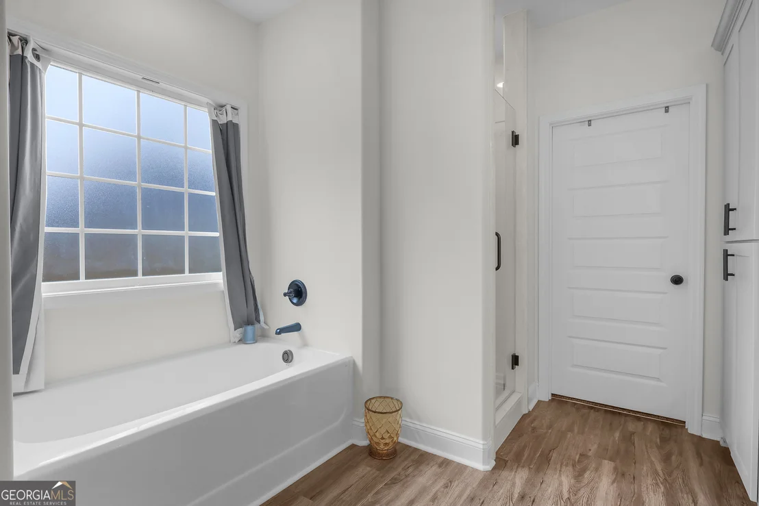 Photo of 166 SE Baker Field Lane