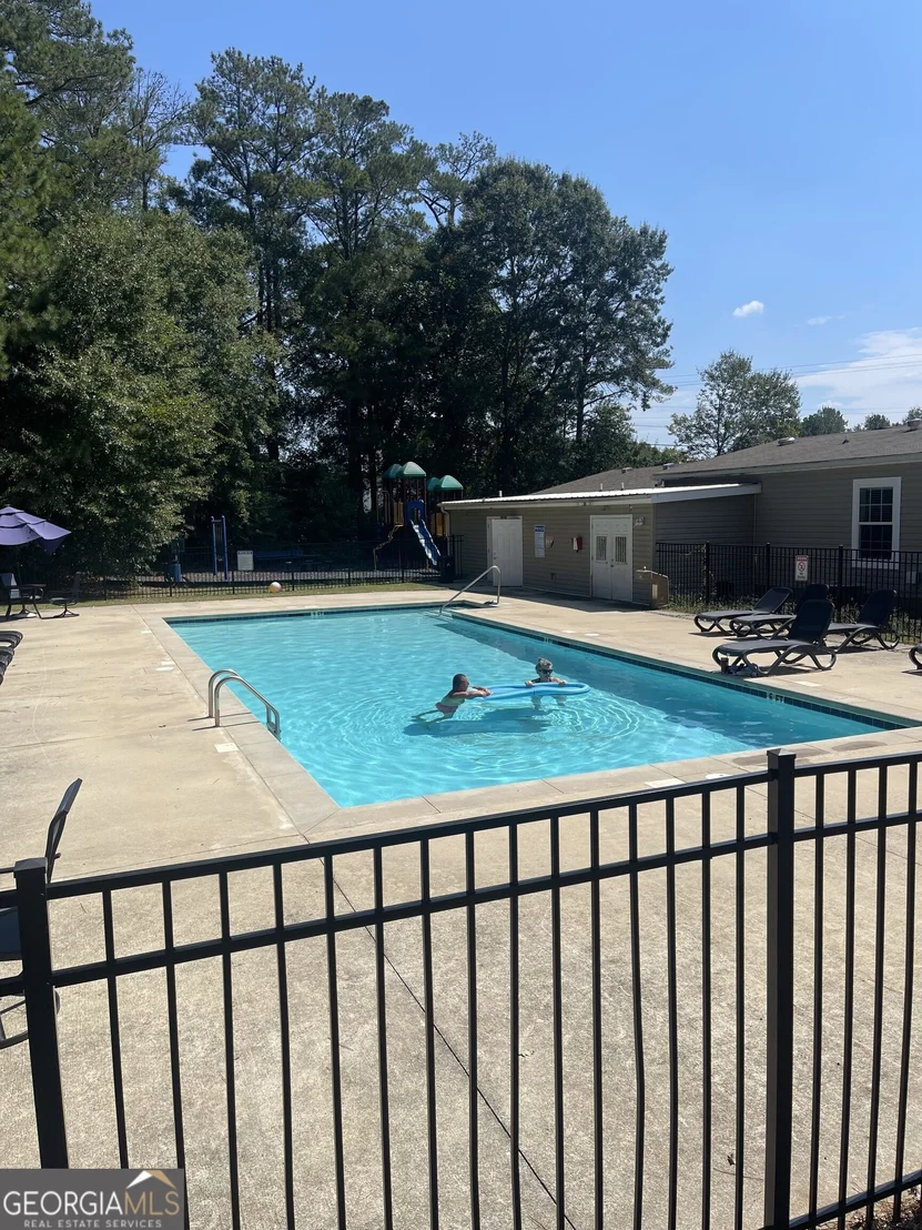 Photo of 14 Redwood Circle