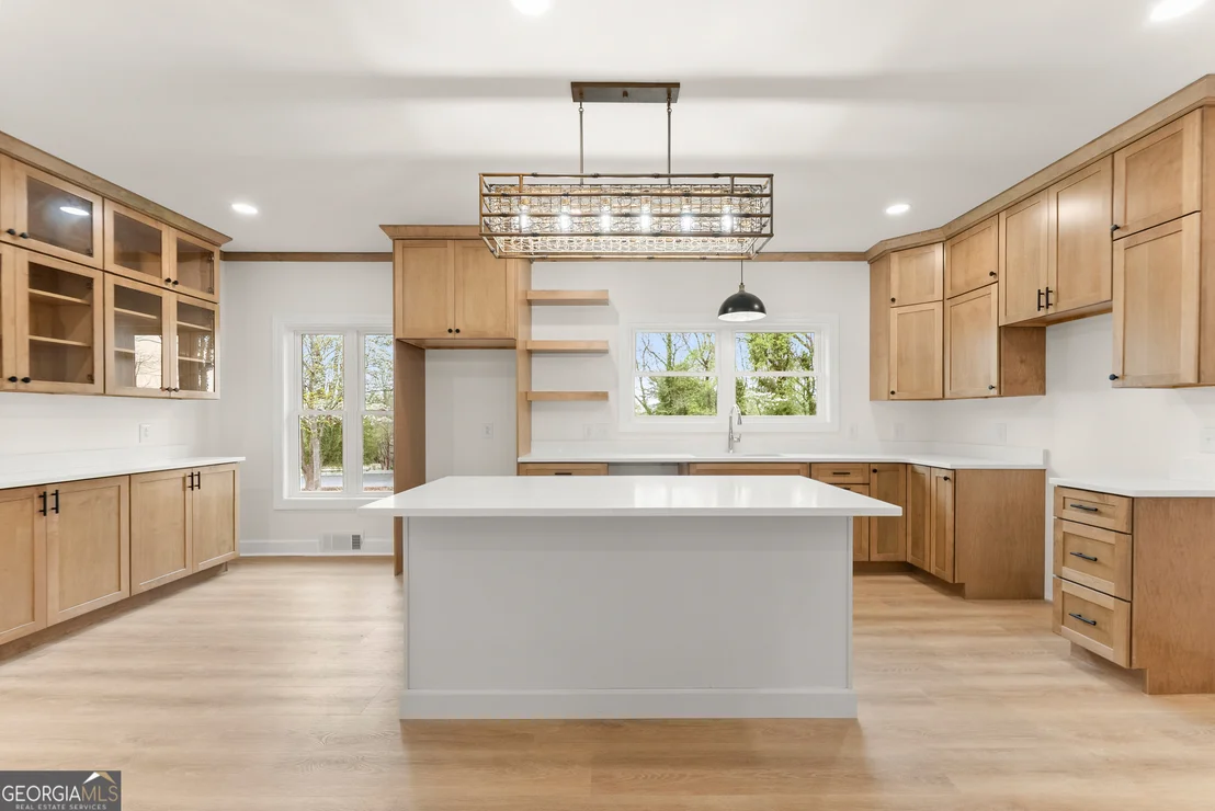 Photo of 664 Chenocetah Drive