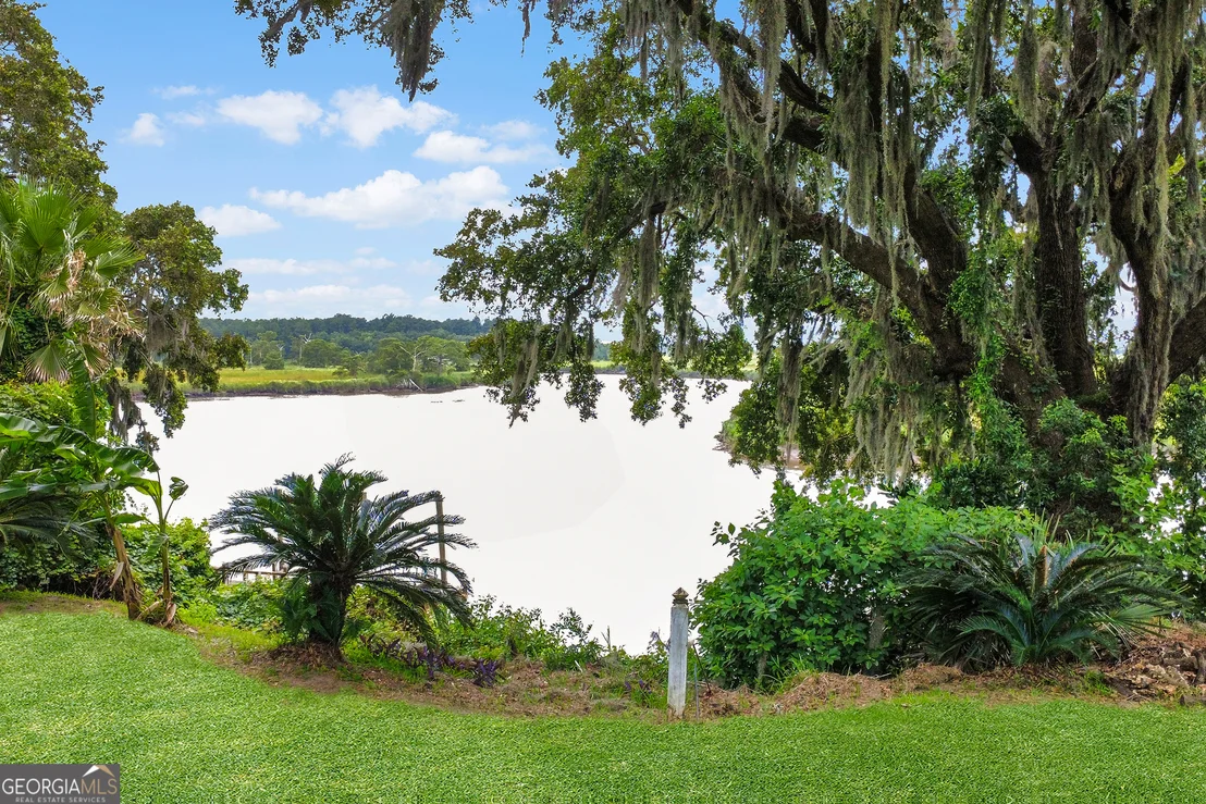 Photo of 1154 River Drive SW