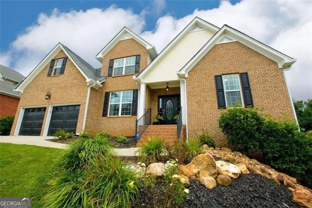 Photo of 121 Meadow Creek Circle