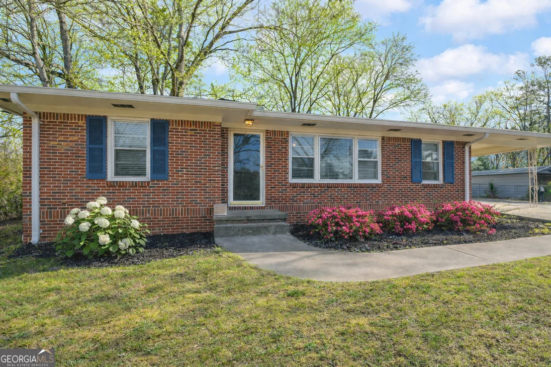 Photo of 93 Hickory Circle