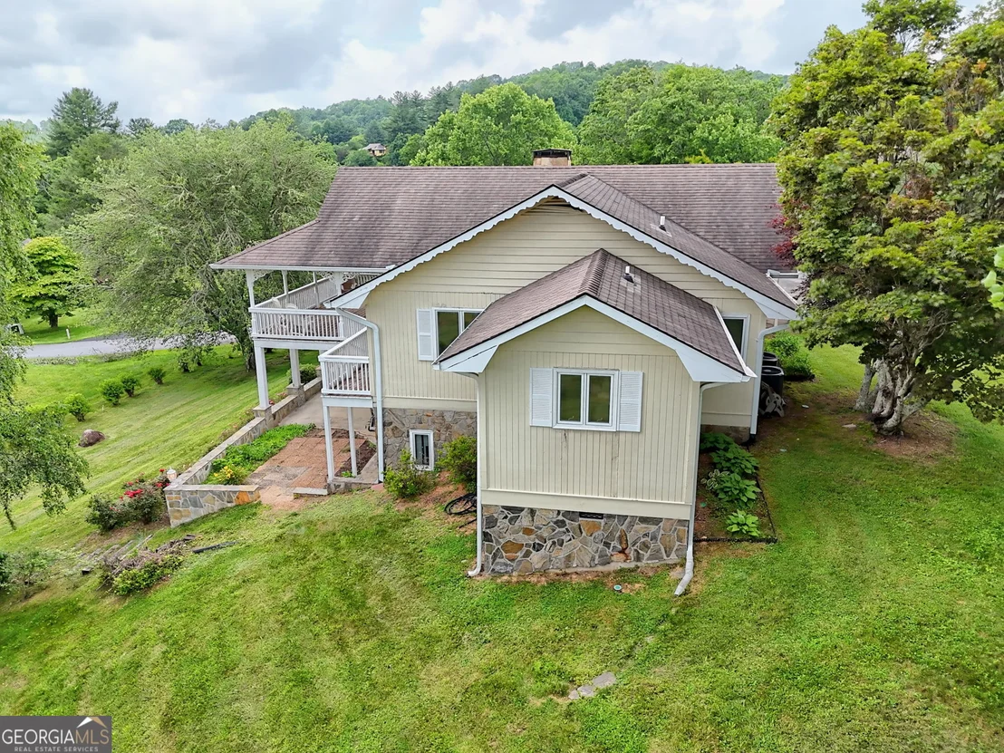 Photo of 70 Fairway Lane