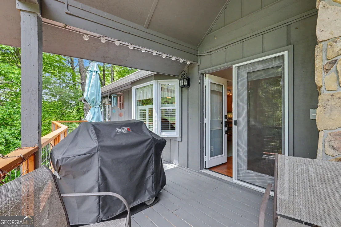 Photo of 854 Saddleback Circle