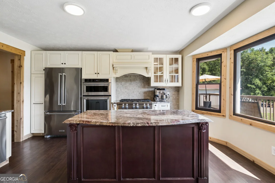 Photo of 2845 Hearn Road NW