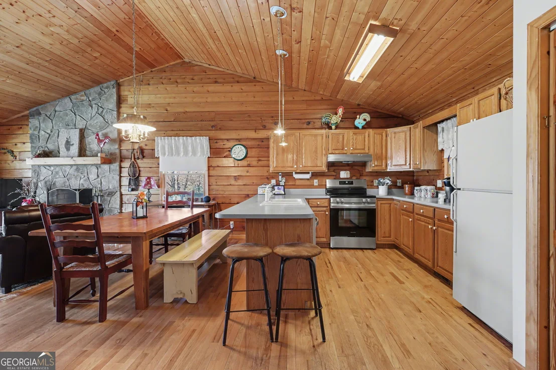 Photo of 437 Highpoint Drive