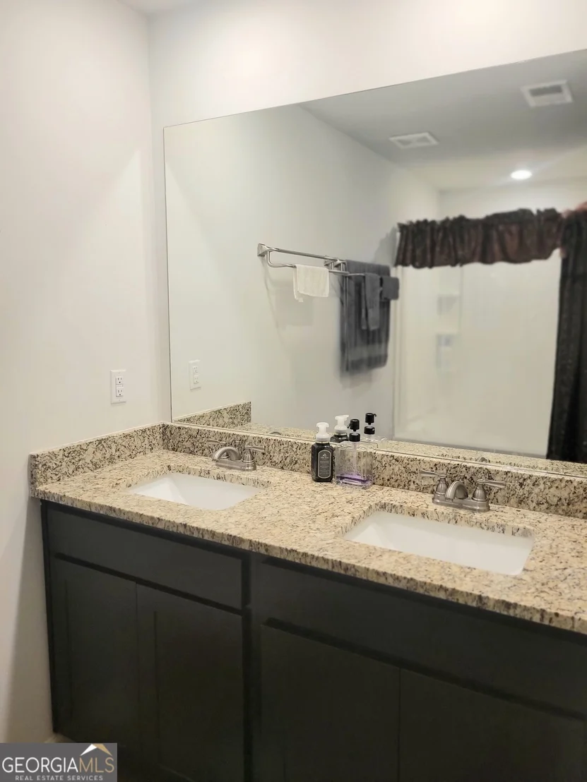 Photo of 804 Clydes Way