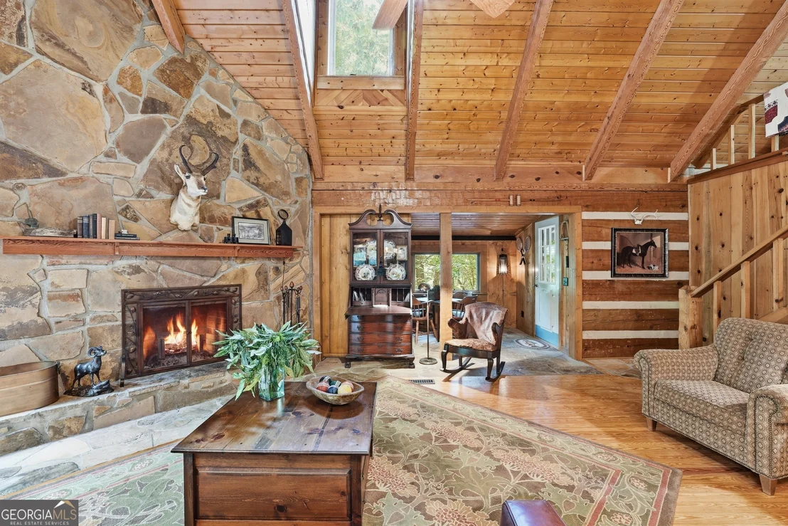 Photo of 320 Sweetwater Drive