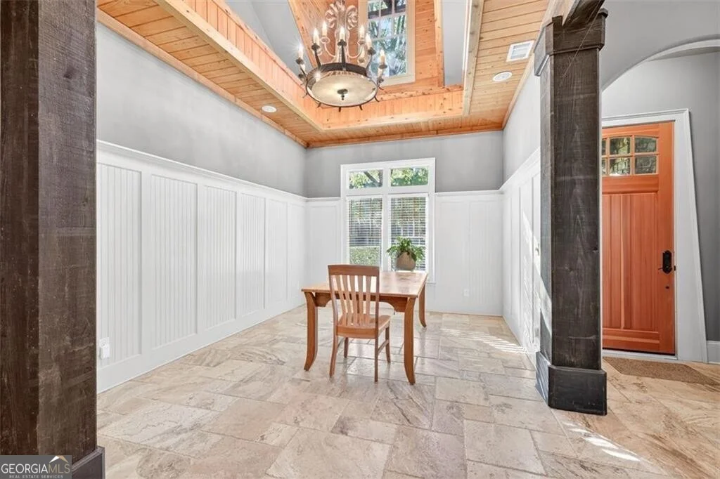 Photo of 5829 Swinging Gate Road