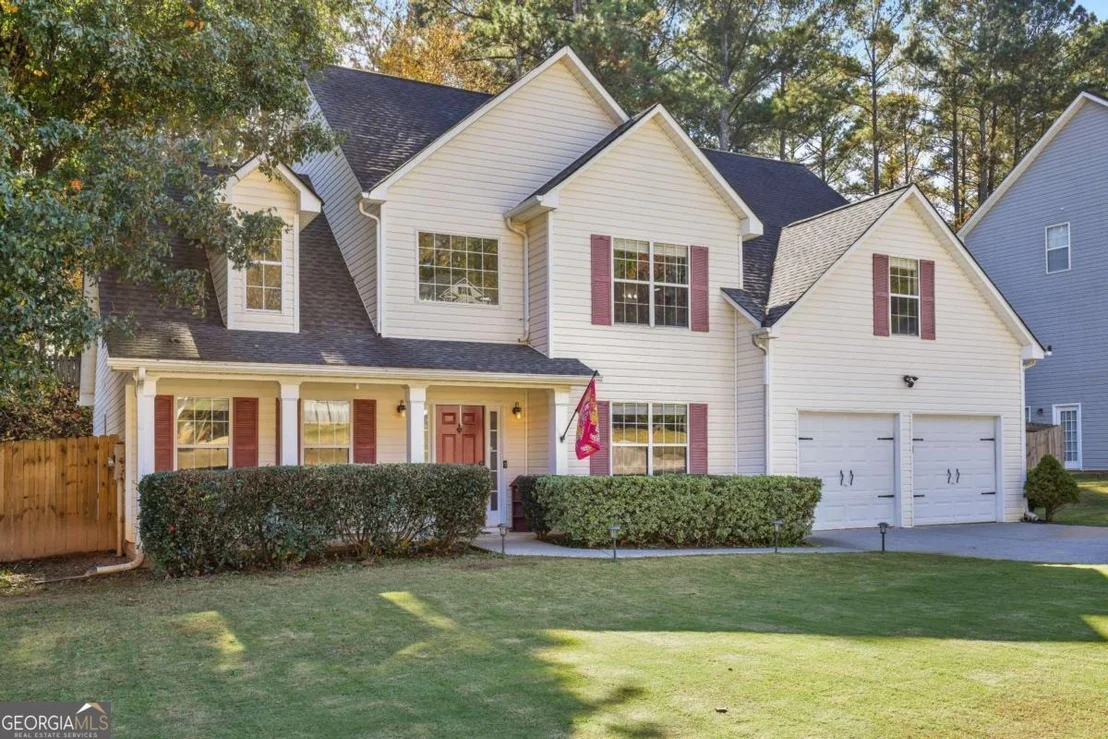 Photo of 102 Silverleaf Lane