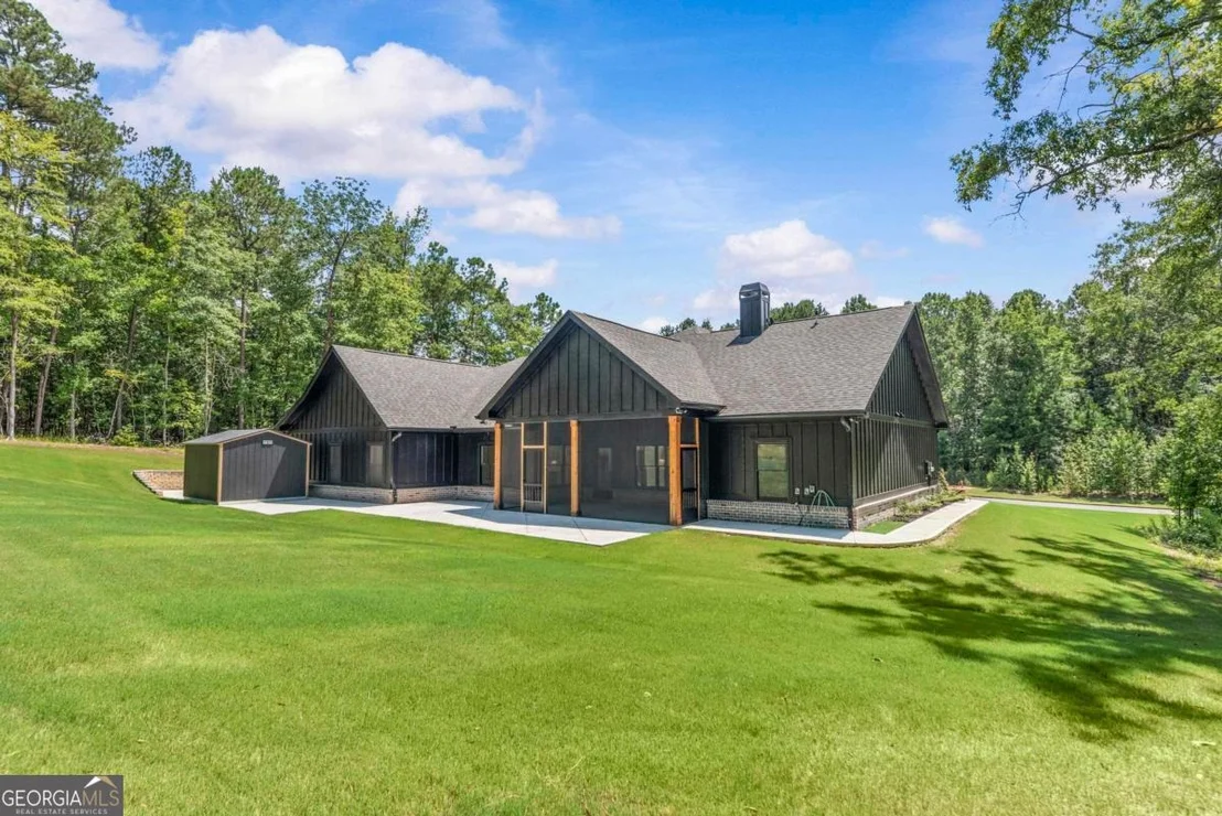 Photo of 1231 Spinnaker Road