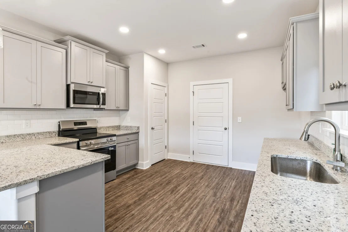 Photo of 11201 Cornerstone Way