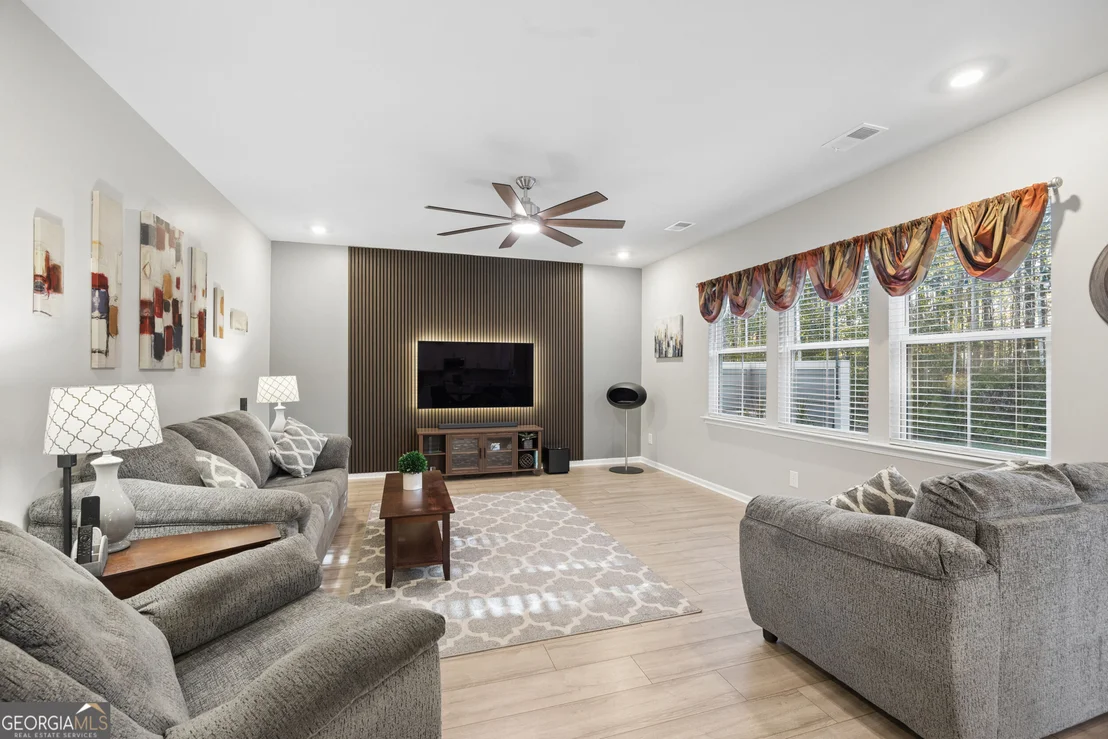 Photo of 148 Binscombe Lane