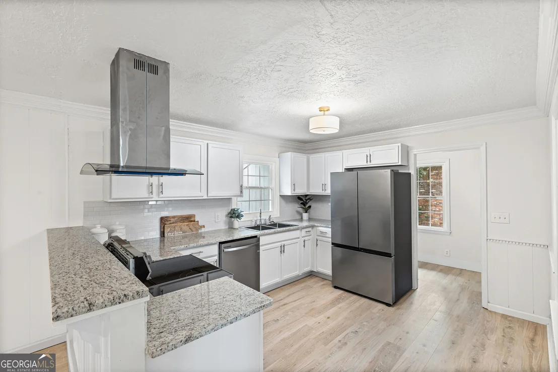 Photo of 3120 Edinburgh Drive