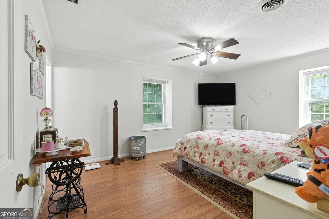 Photo of 84 Oak Creek Circle
