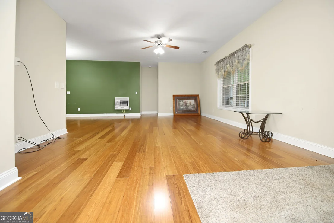 Photo of 1807 Oak Grove Road