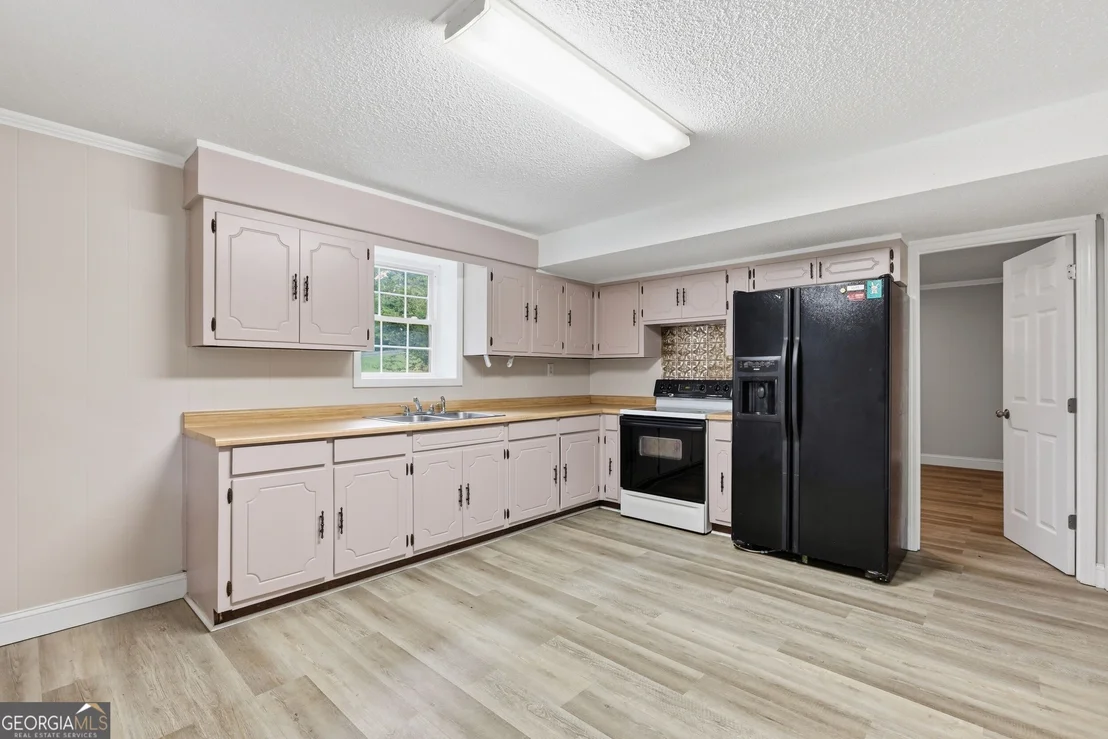 Photo of 128 Scott Circle