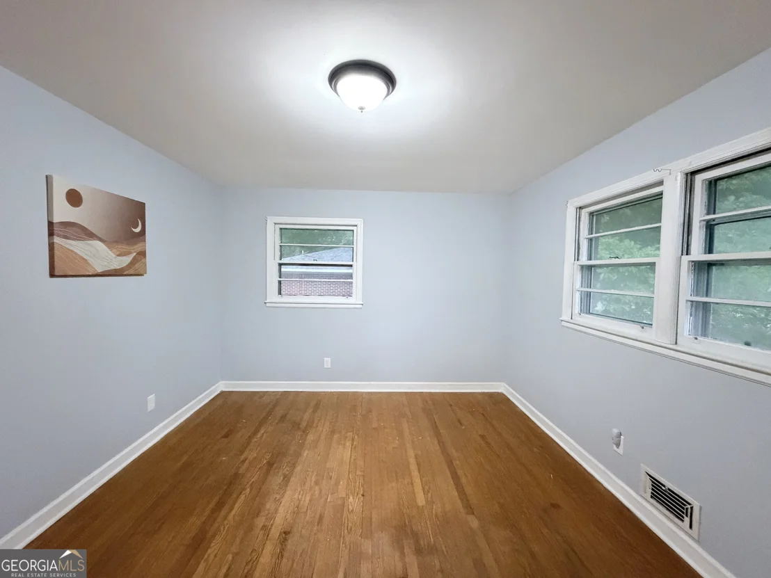 Photo of 552 Opal Street Extension